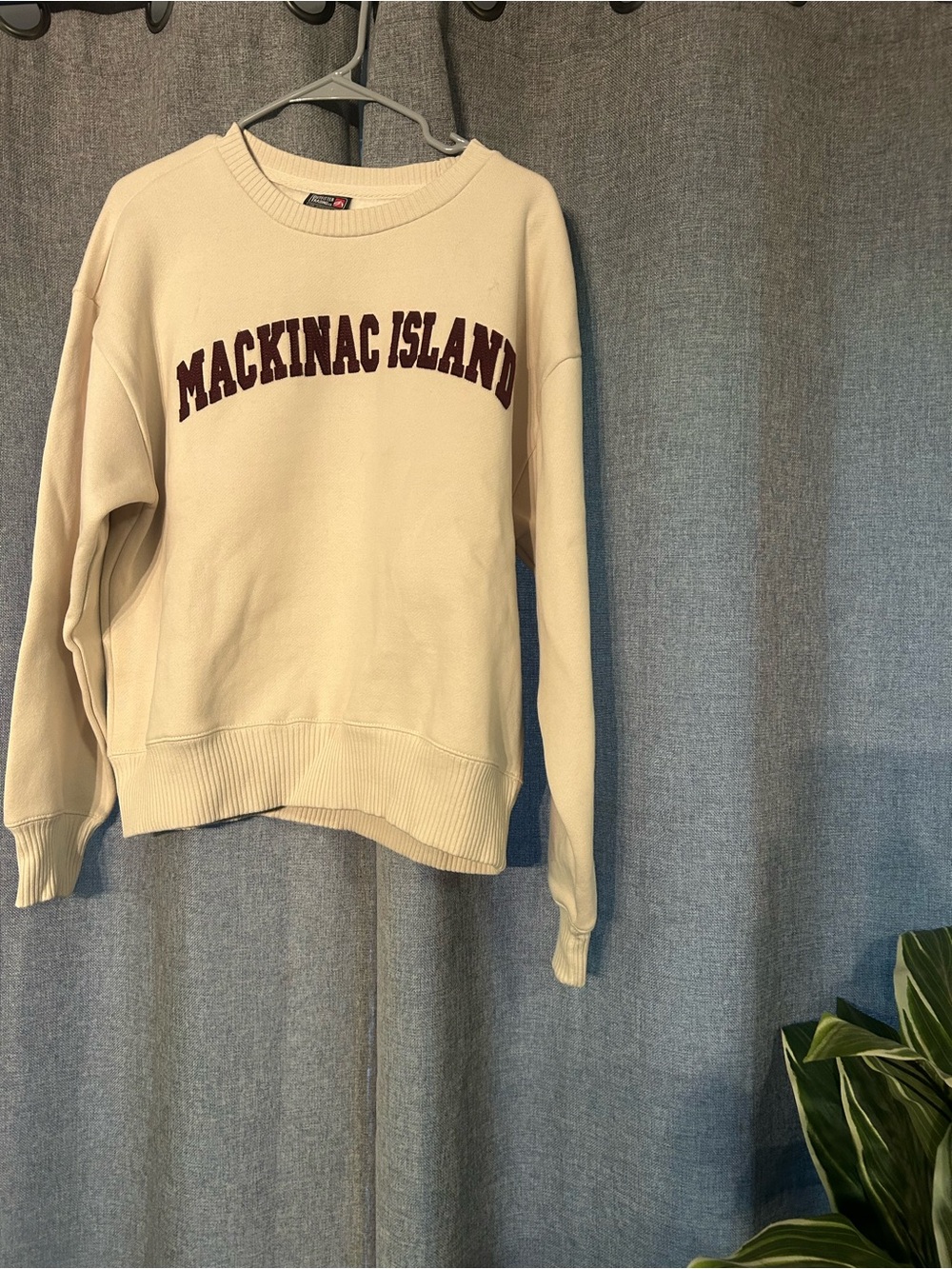 Cream Mackinac Island Crew Sweatshirt with Maroon Lettering. Unworn